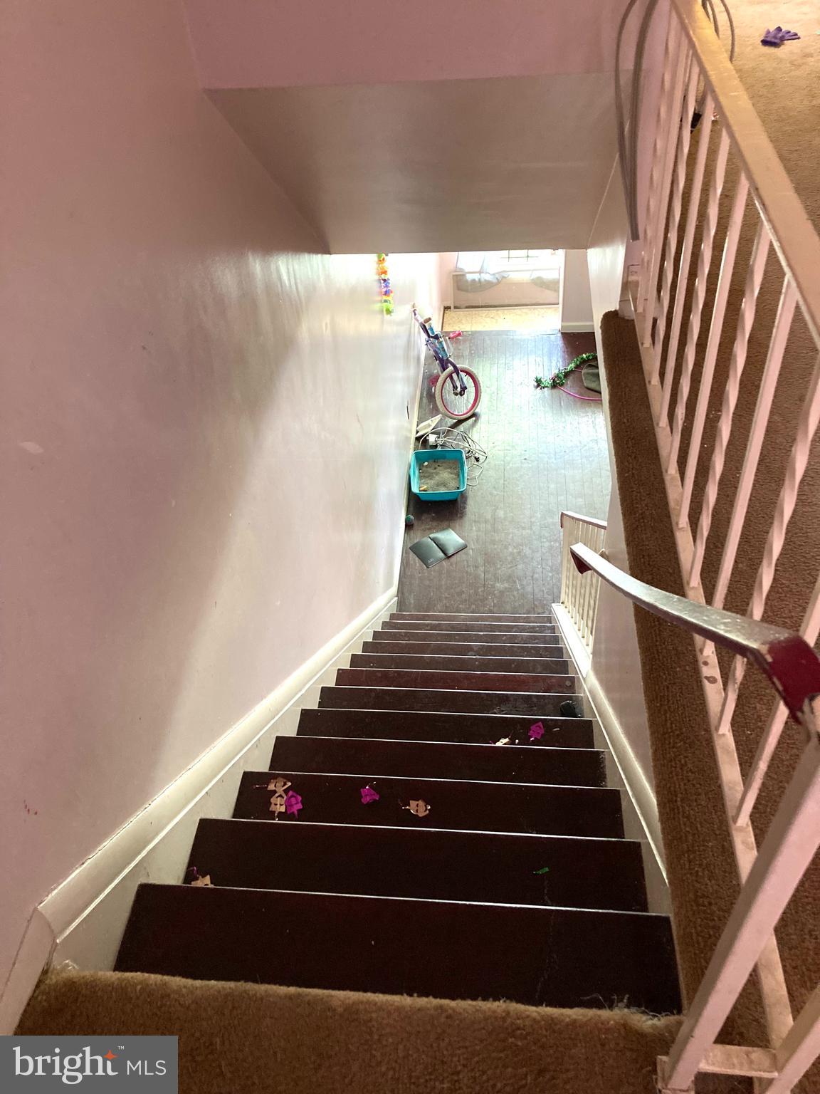 4209 Crest Heights Road Baltimore, MD 21215 - Photo 16 of 43 View from Upstairs looking down