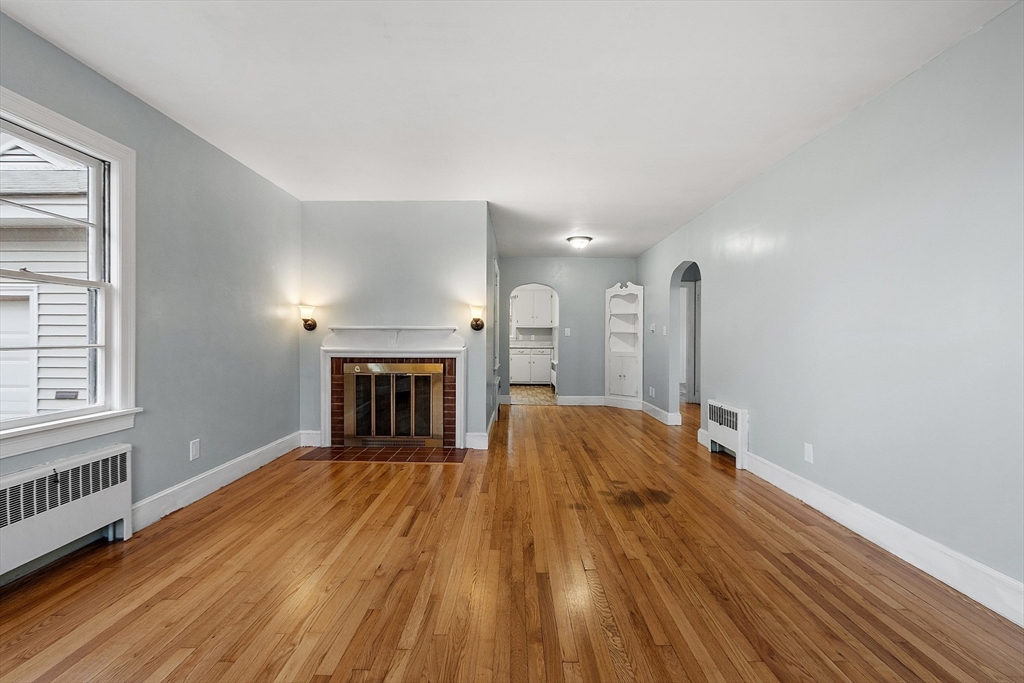 3 Cross Street Gardner, MA 01440 - Photo 12 of 23