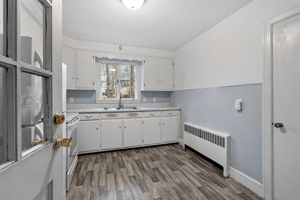 3 Cross Street Gardner, MA 01440 - Photo 7 of 23