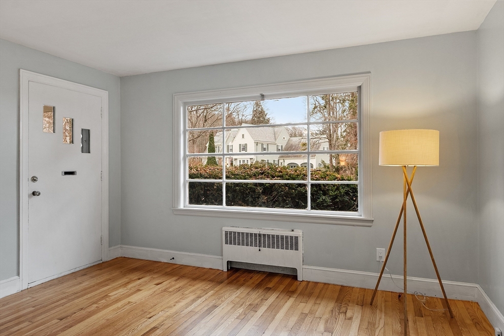 3 Cross Street Gardner, MA 01440 - Photo 9 of 23