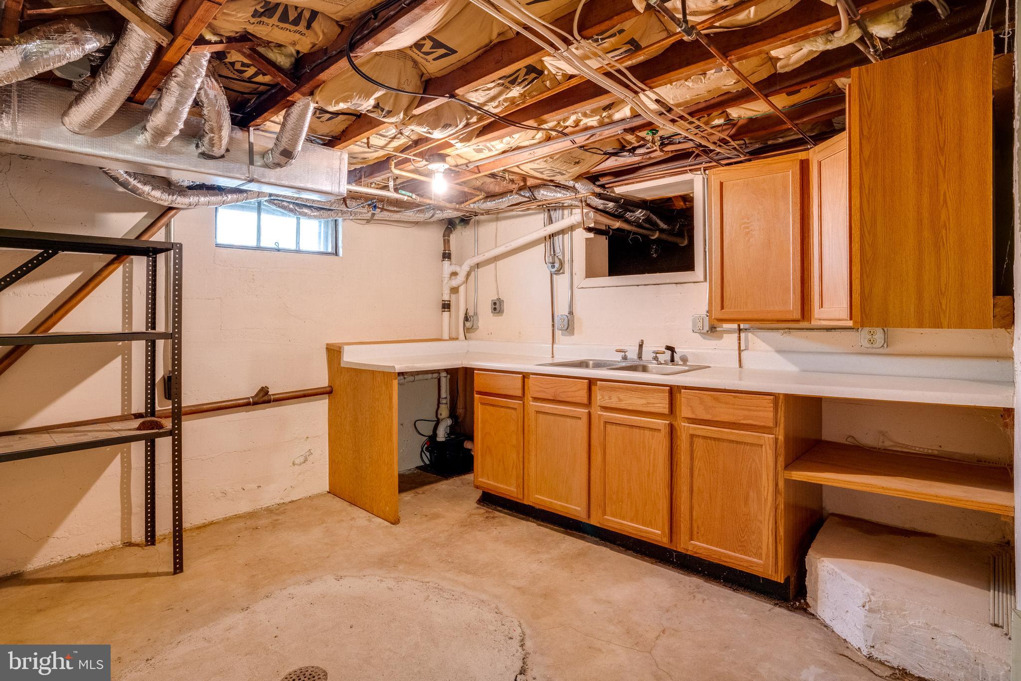 976 Quentin Road Lebanon, PA 17042 - Photo 25 of 31 Gallery Image 25