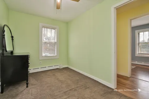 $250,000 | 35694 North Laurel Avenue, Ingleside, IL 60041