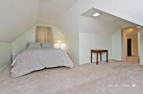 $250,000 | 35694 North Laurel Avenue, Ingleside, IL 60041