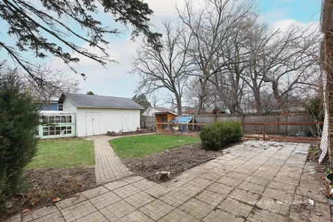 $250,000 | 35694 North Laurel Avenue, Ingleside, IL 60041
