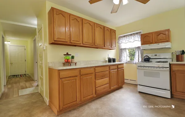 $250,000 | 35694 North Laurel Avenue, Ingleside, IL 60041