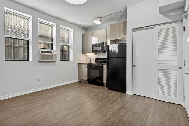 $1,731 | 4875 North Magnolia Avenue, Unit 120, Chicago, IL 60640