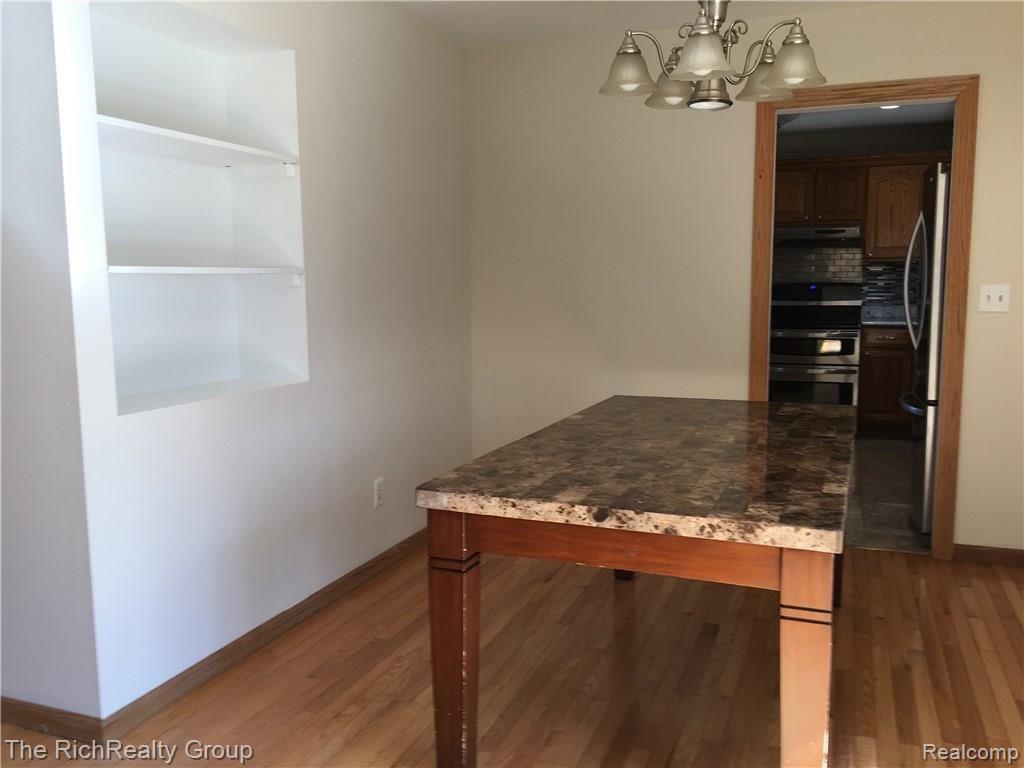 43409 Hanford Road Canton, MI 48187 - Photo 14 of 41