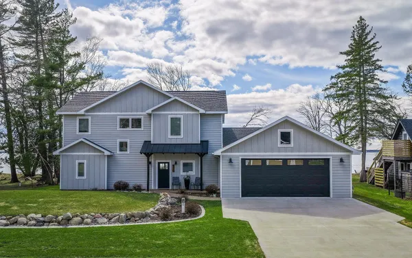 $1,395,000 | 6315 Lavinia Road Northeast, Bemidji, MN 56601
