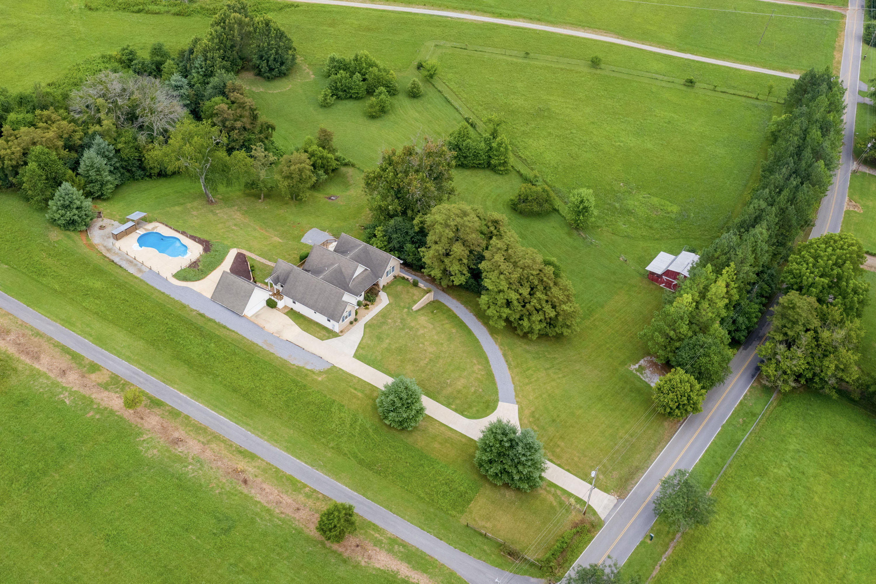 2685 Ripley Island Road Afton, TN 37616 - Photo 64 of 86 2685 Ripley Island Road Afton (1 of 118)