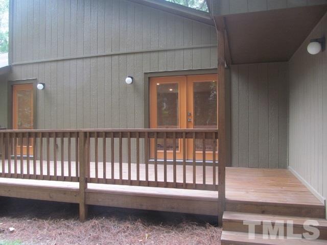 4003 Hope Valley Road Durham, NC 27707 - Photo 4 of 20 New back deck that accesses Living/Kit area.