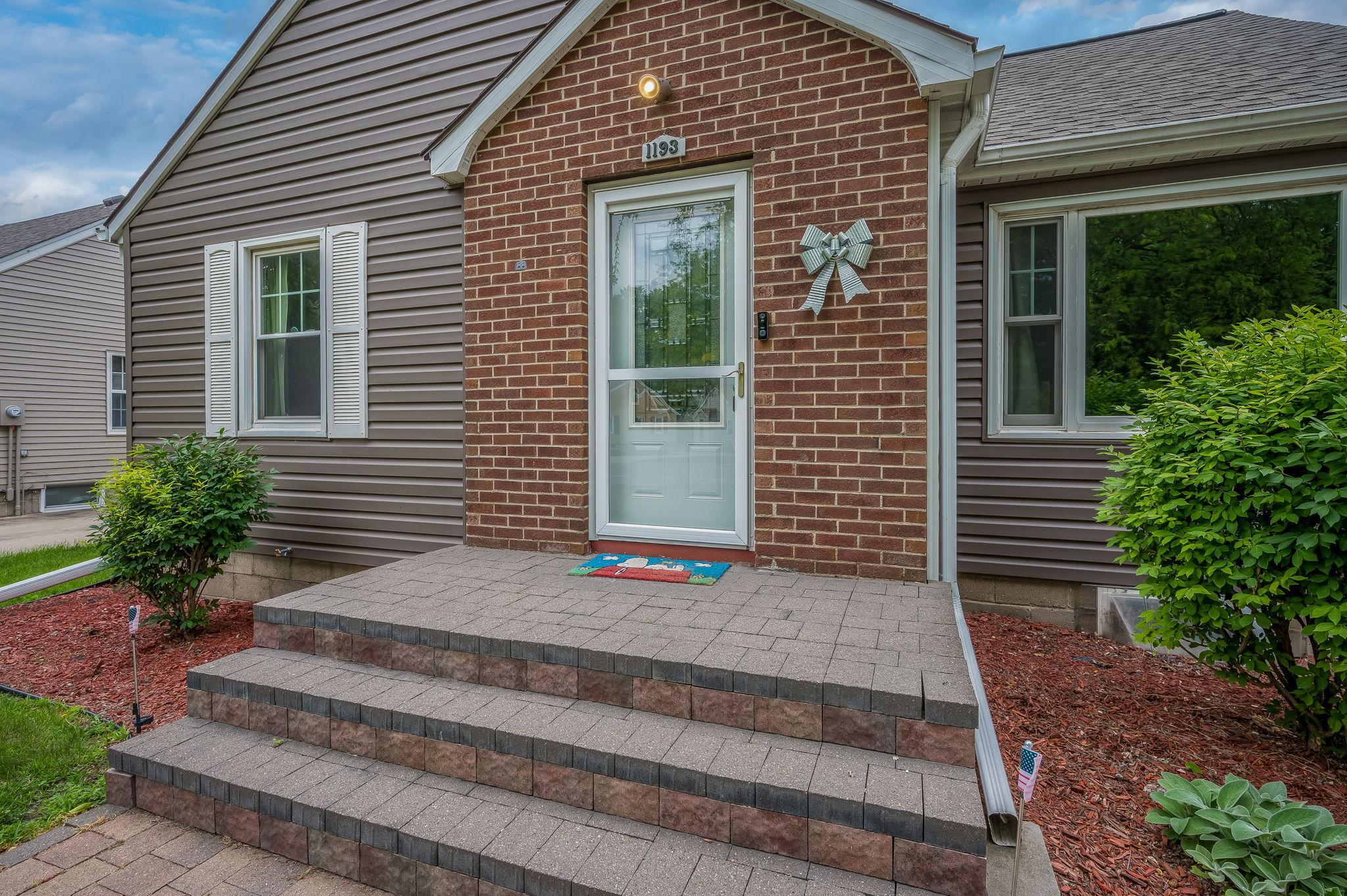 1193 River Road Windom, MN 56101 - Photo 4 of 52