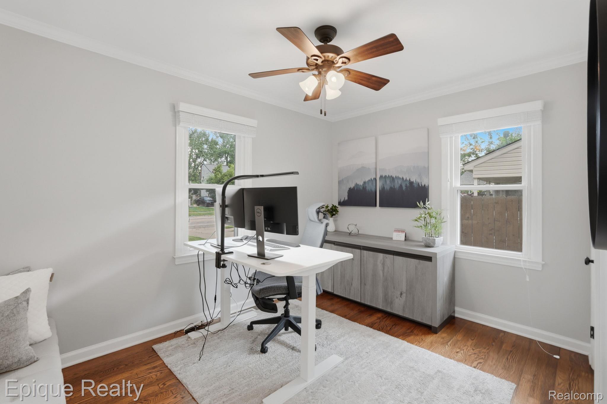 3402 Normandy Road Royal Oak, MI 48073 - Photo 17 of 32 Large bedroom and or home office space