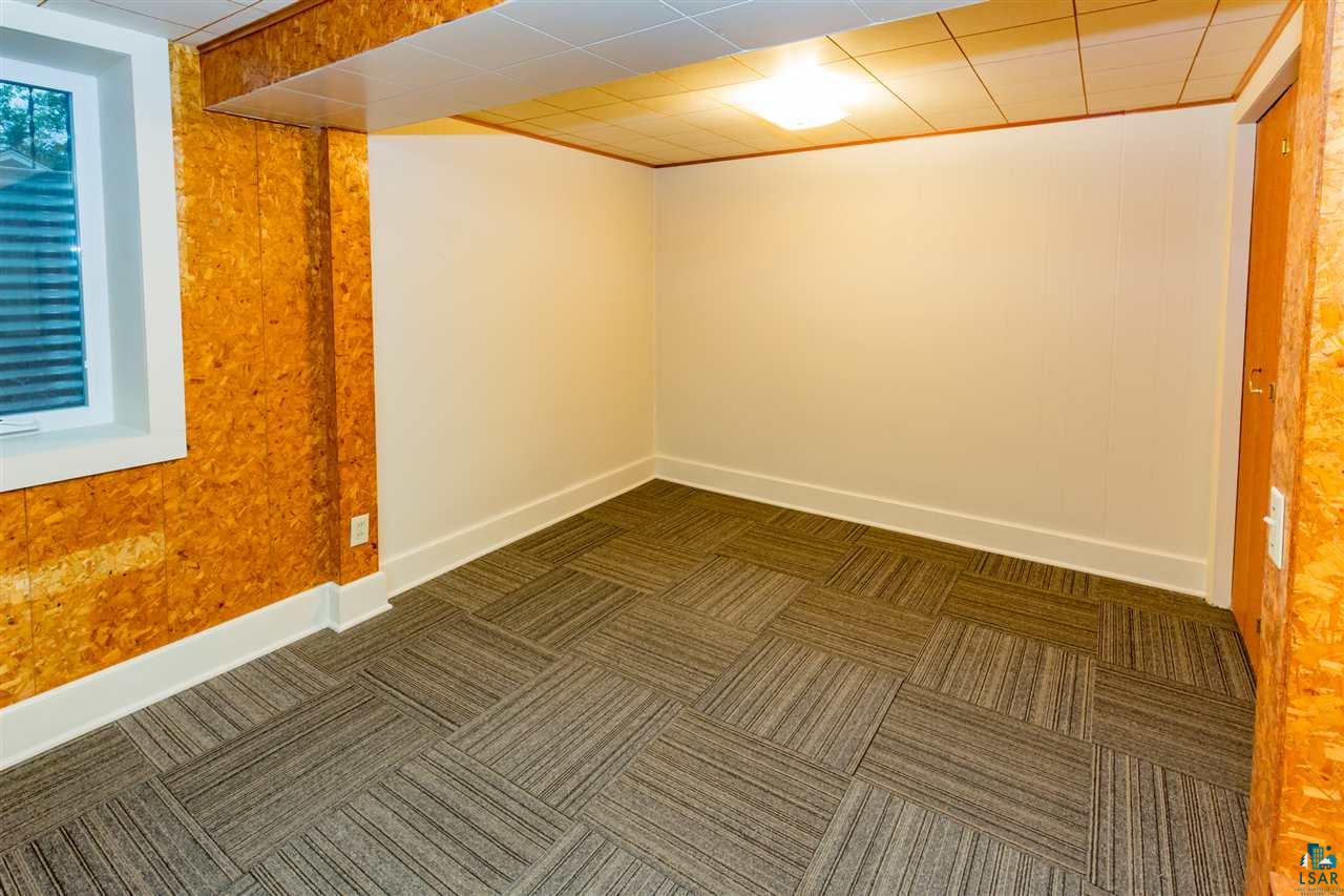 145 Lakewood Road Duluth, MN 55804 - Photo 16 of 24