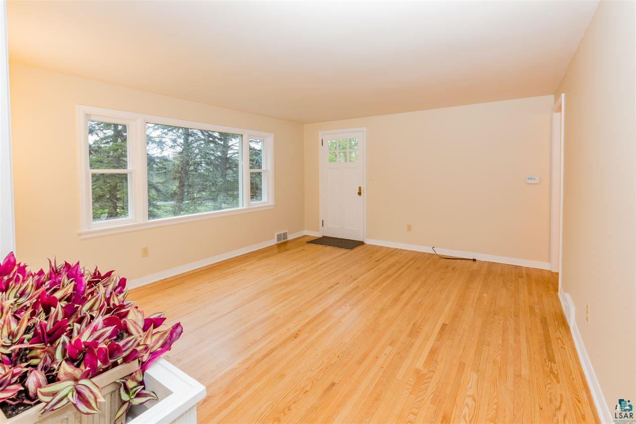 145 Lakewood Road Duluth, MN 55804 - Photo 3 of 24