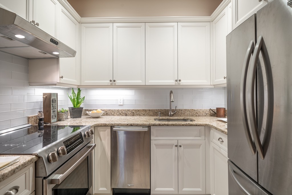 112 Pinckney Street, Unit 33 Boston, MA 02114 - Photo 11 of 21