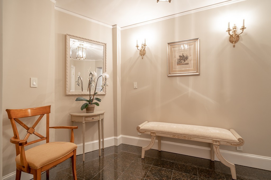 112 Pinckney Street, Unit 33 Boston, MA 02114 - Photo 14 of 21
