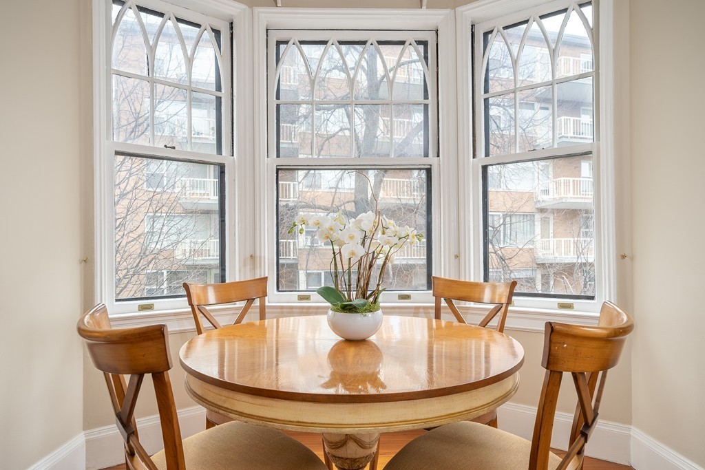 112 Pinckney Street, Unit 33 Boston, MA 02114 - Photo 3 of 21