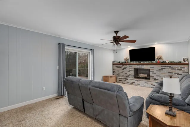 $364,900 | 54258 Horizon Drive, Utica, MI 48316