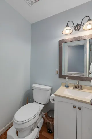 $364,900 | 54258 Horizon Drive, Utica, MI 48316