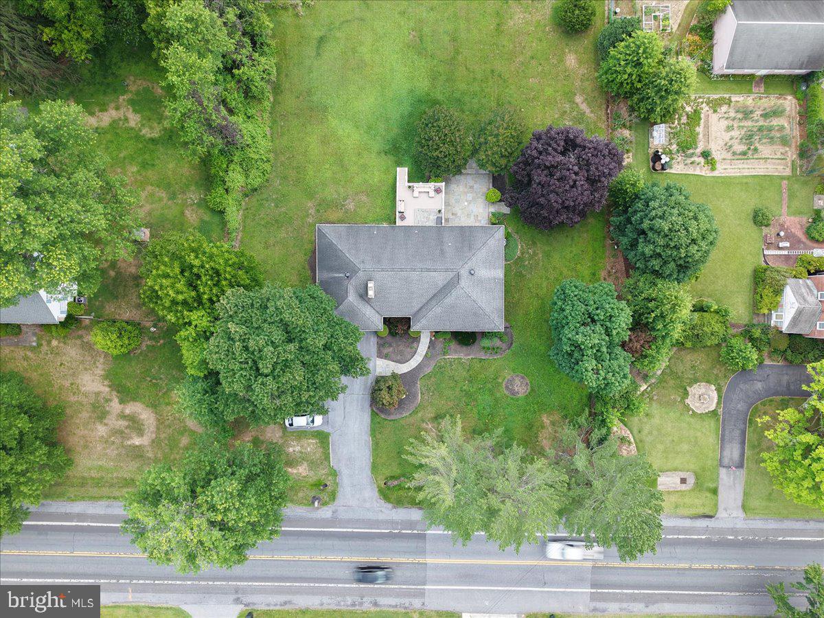 1946 Briggs Chaney Road Silver Spring, MD 20905 - Photo 16 of 92