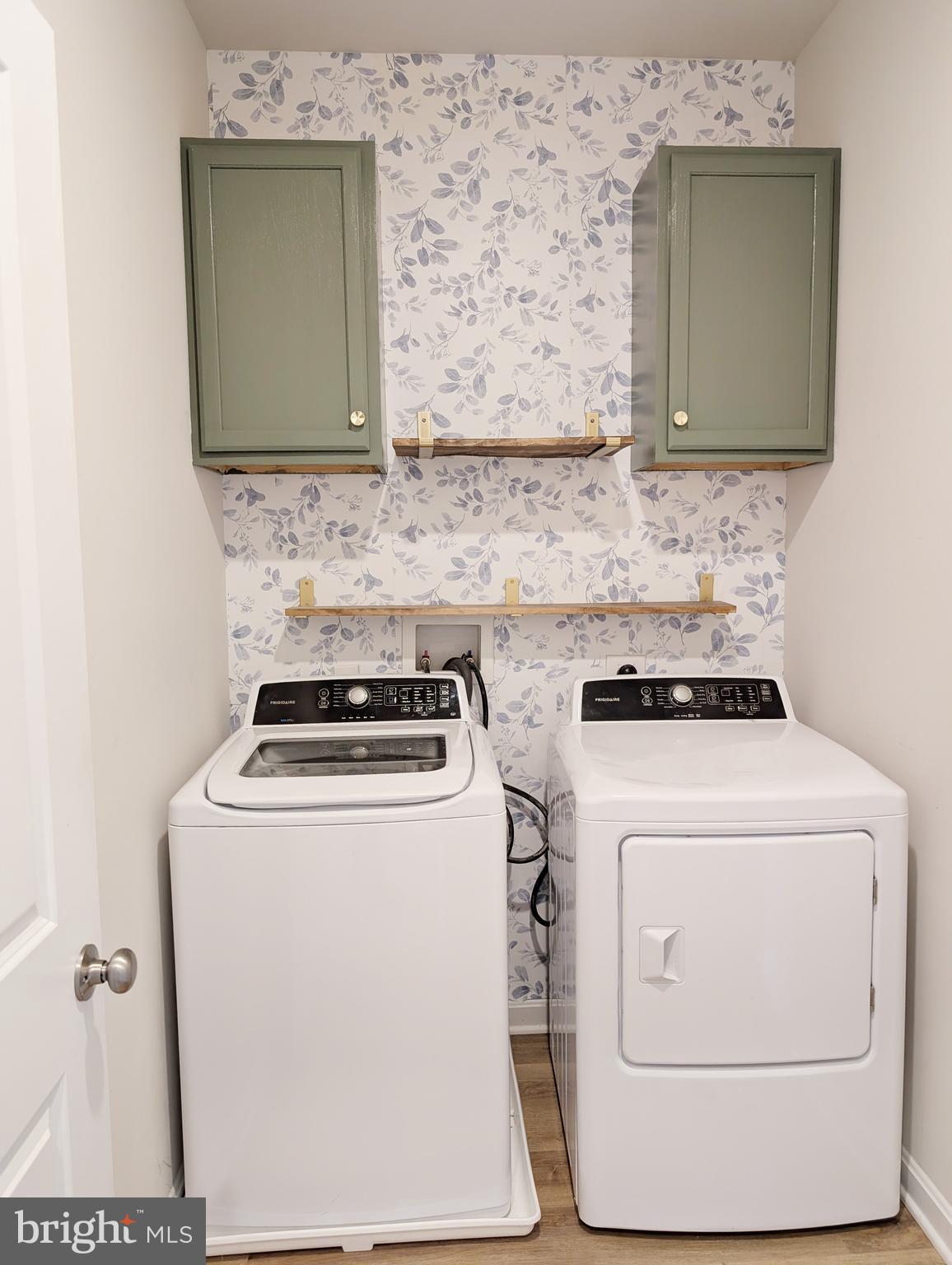 3106 Laurel Hill Road Hanover, MD 21076 - Photo 17 of 27 a utility room with dryer and washer