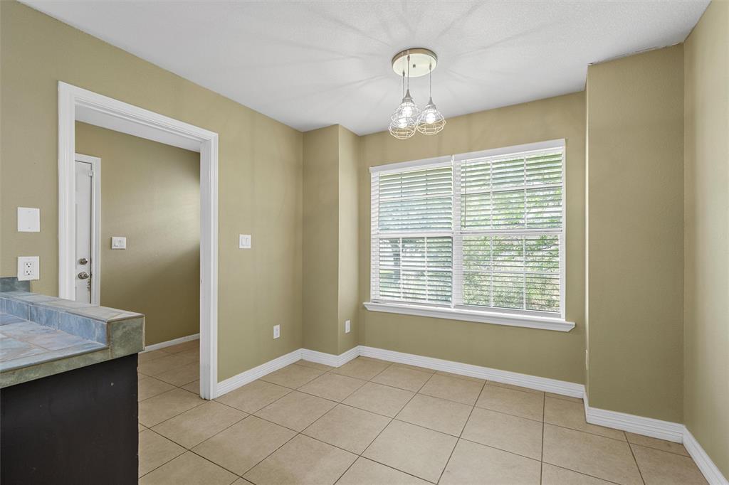 10413 Granada Drive Waco, TX 76708 - Photo 9 of 25