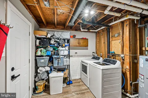 $415,000 | 205 Wrexham Court, Woodbury, NJ 08096