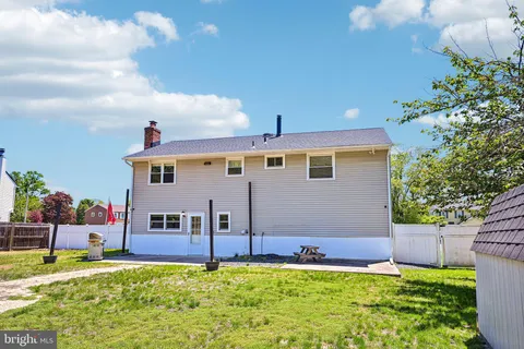 $415,000 | 205 Wrexham Court, Woodbury, NJ 08096