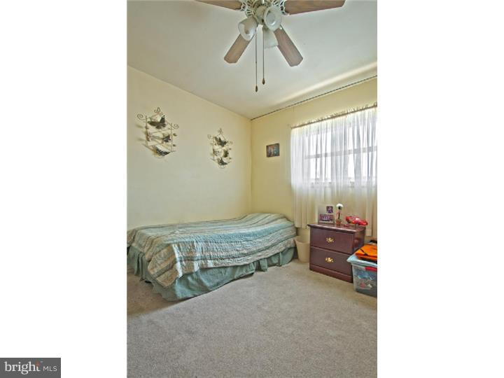 858 Estates Boulevard Hamilton, NJ 08690 - Photo 11 of 24