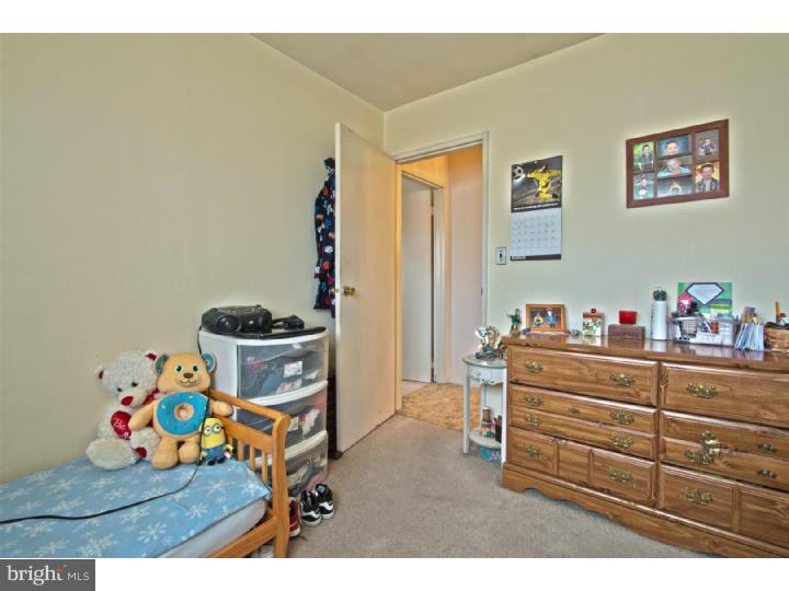 858 Estates Boulevard Hamilton, NJ 08690 - Photo 12 of 24