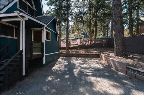 $379,000 | 31496 Circle View Drive, Running Springs, CA 92382