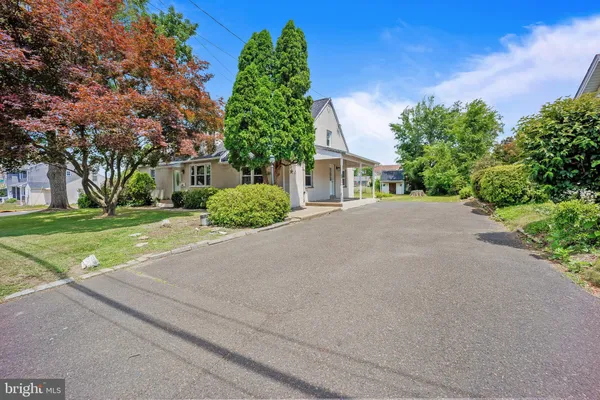 $565,000 | 335 Tanner Avenue, Hatboro, PA 19040