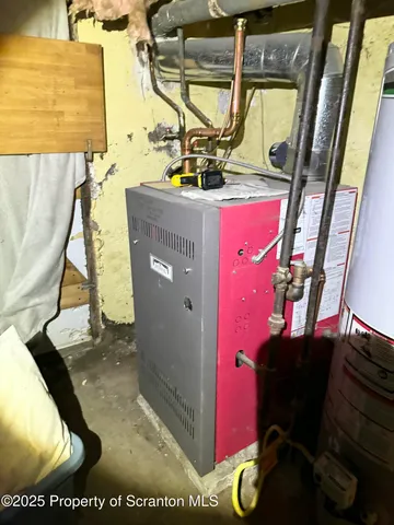 $180,000 | 520 Charles Street, Luzerne, PA 18709