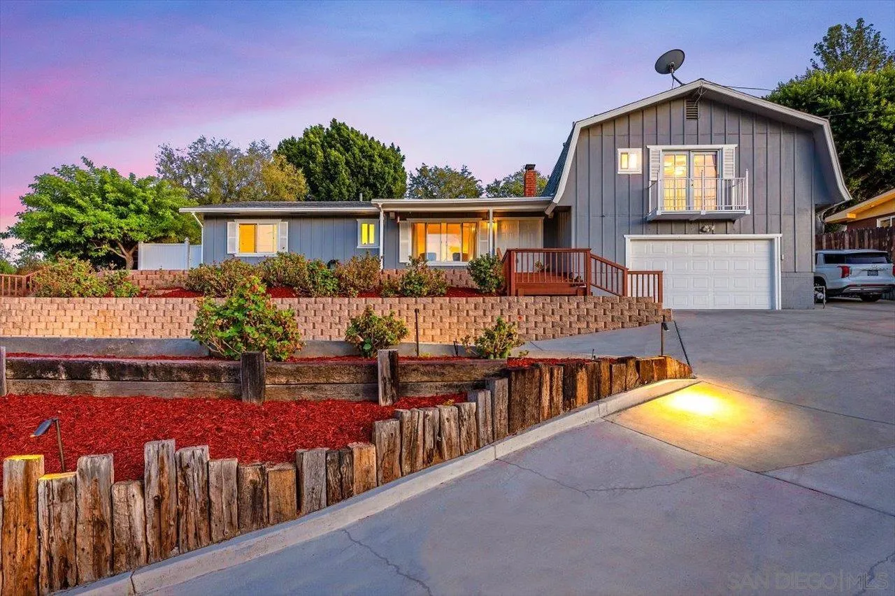 9319 Westhill Road Lakeside, CA 92040 - Photo 5 of 45 Gallery Image 5