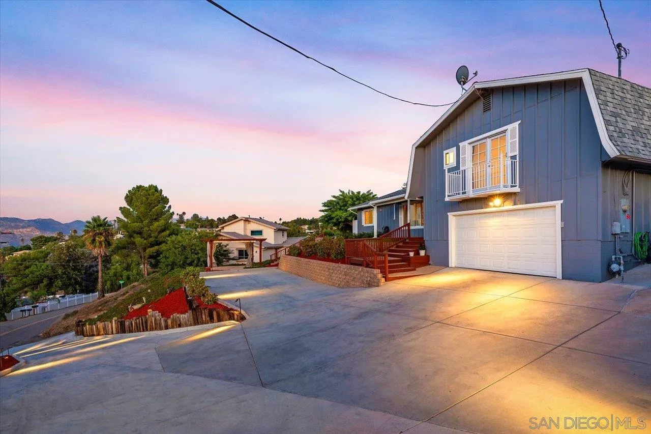 9319 Westhill Road Lakeside, CA 92040 - Photo 7 of 45 Gallery Image 7