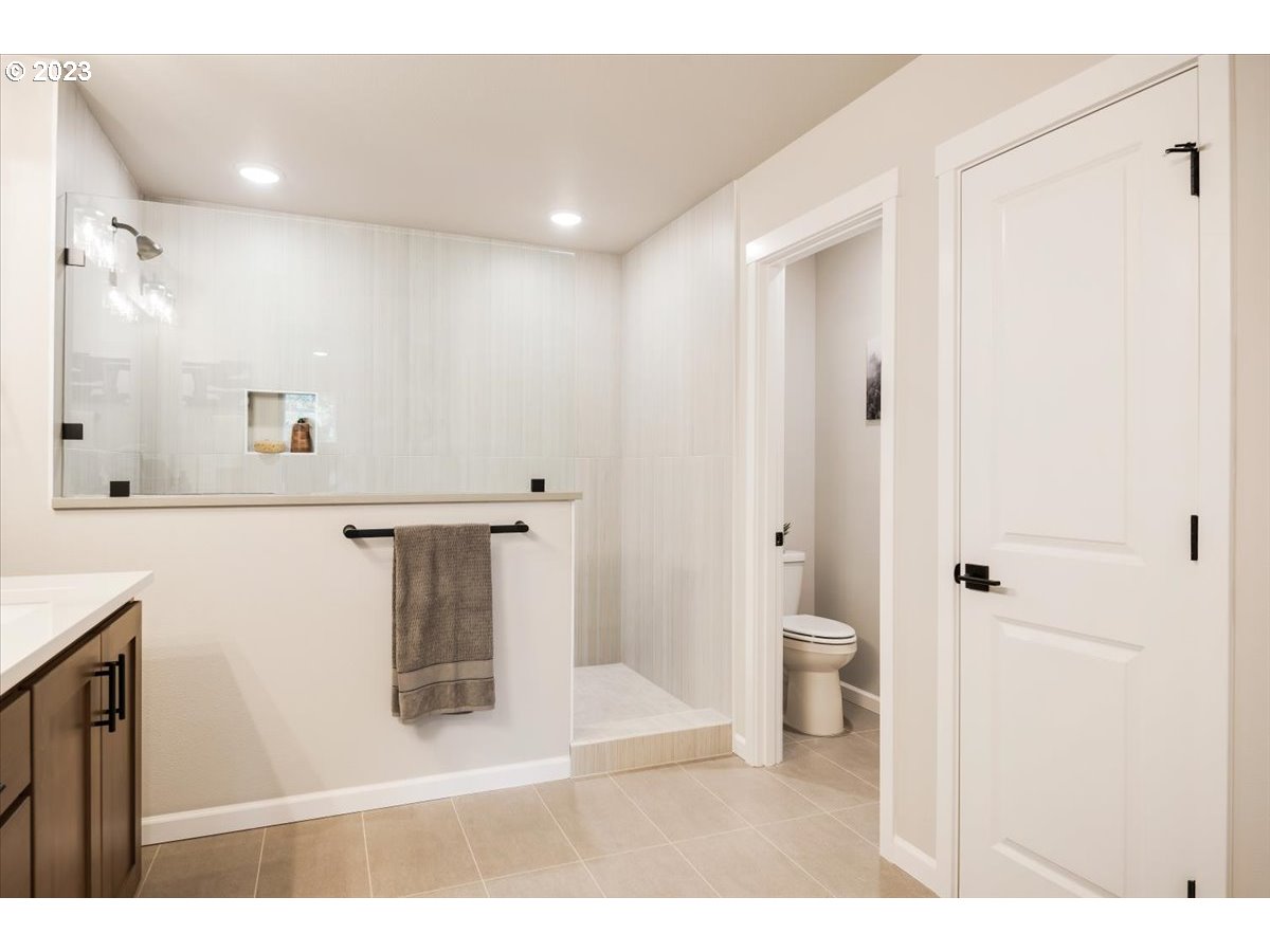 18200 Southwest Barrows Road Beaverton, OR 97007 - Photo 26 of 34 Gallery Image 26