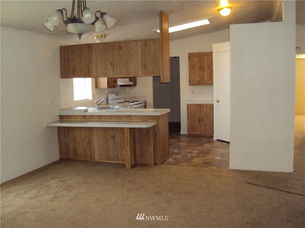 38117 Allen Road South Roy, WA 98580 - Photo 13 of 23