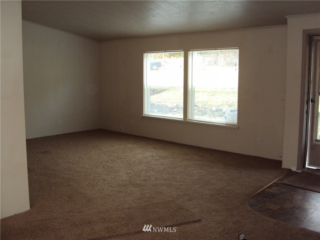 38117 Allen Road South Roy, WA 98580 - Photo 17 of 23