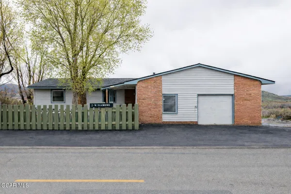 $605,000 | 2 West Diamond Avenue, Granby, CO 80446