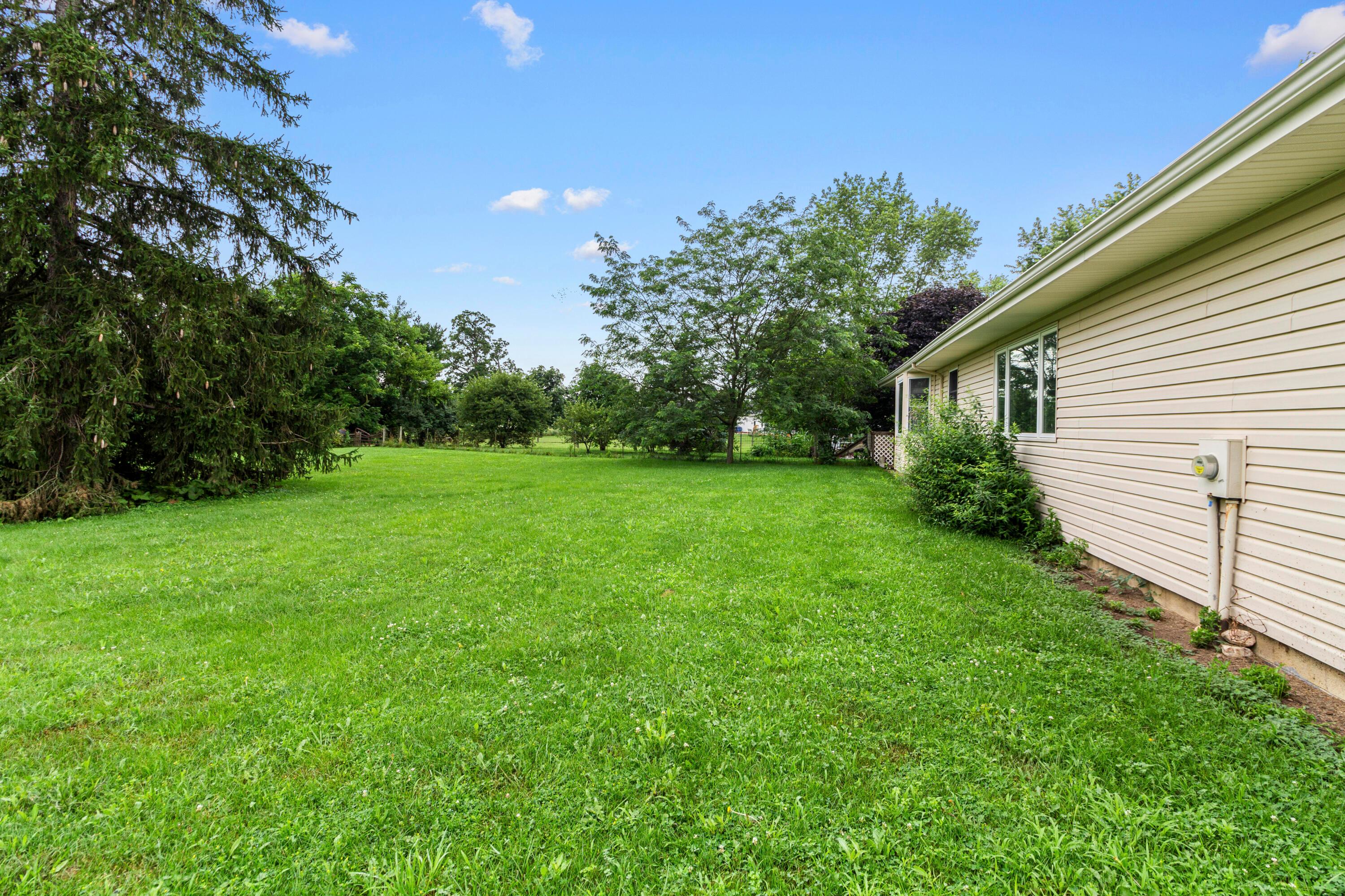 7673 Opossum Run Road London, OH 43140 - Photo 62 of 83 7673 Opossum Run Outdoor (6)