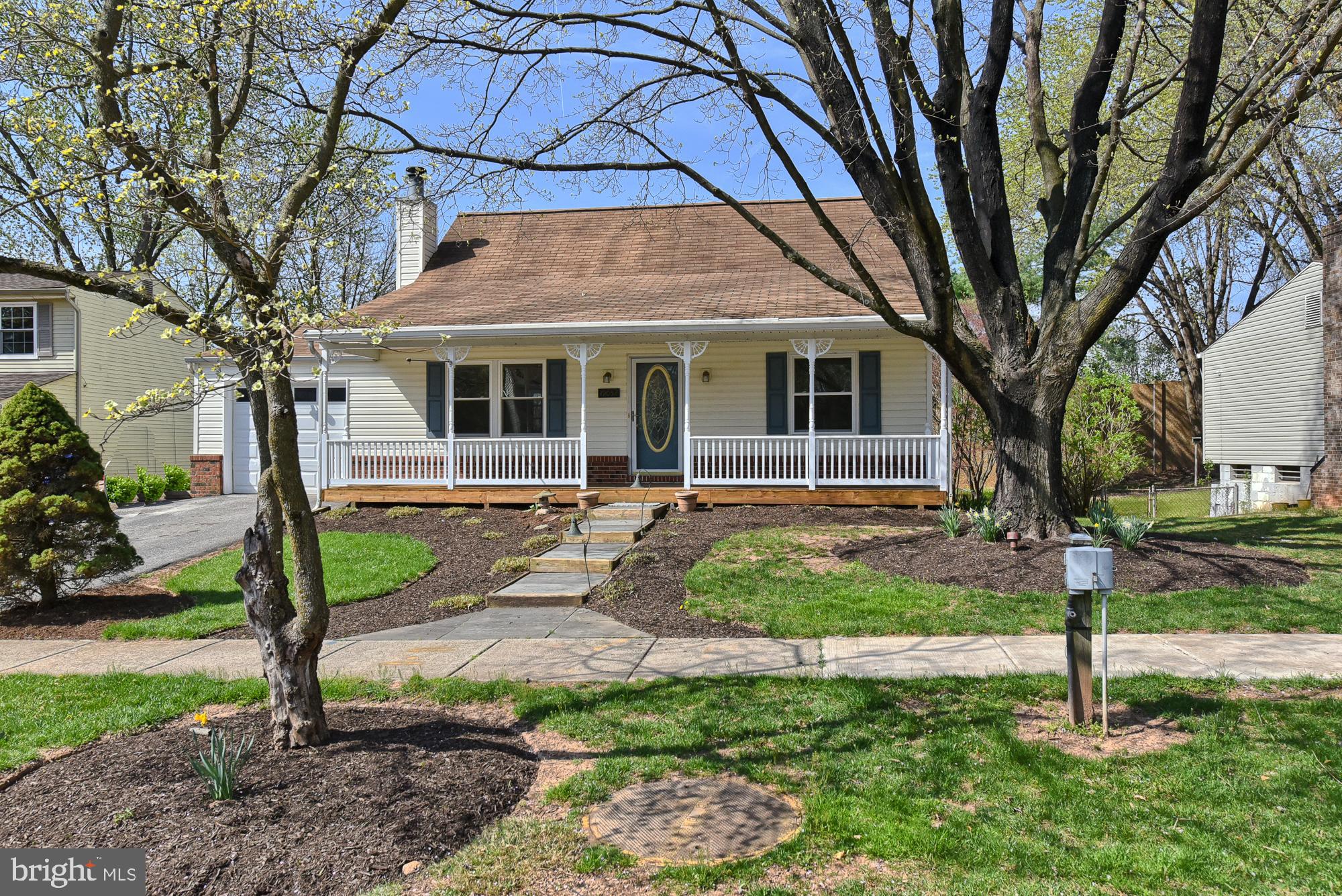 19052 Staleybridge Road Germantown, MD 20876 - Photo 2 of 49 Great curb appeal