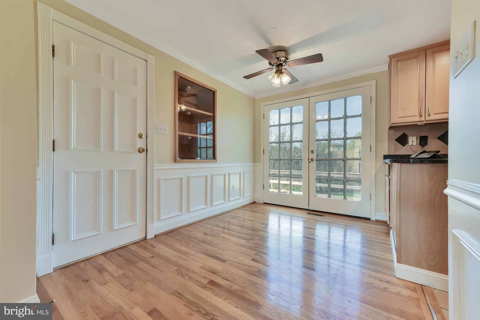 19052 Staleybridge Road Germantown, MD 20876 - Photo 21 of 49 Kitchen has room for eat-in table