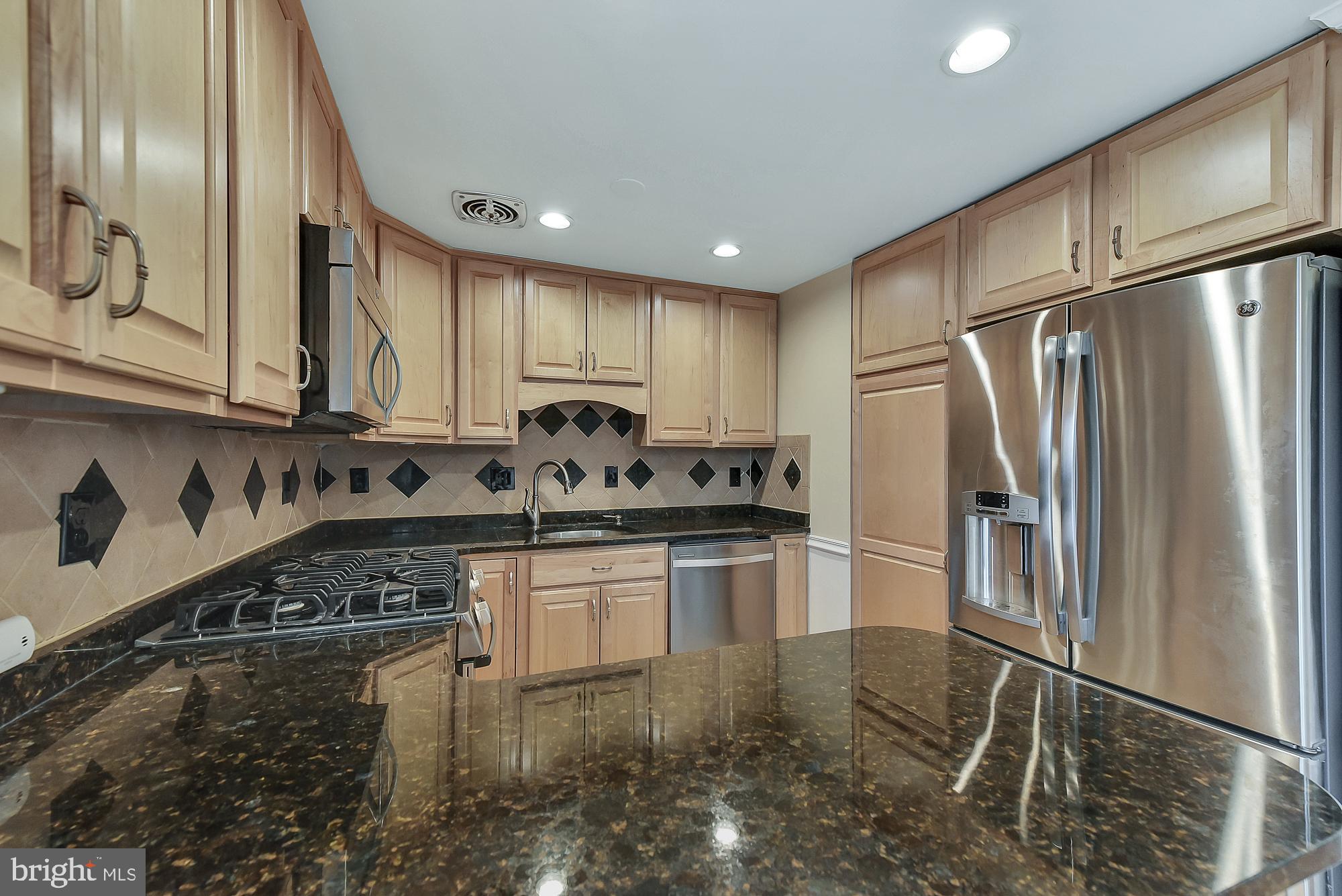 19052 Staleybridge Road Germantown, MD 20876 - Photo 27 of 49