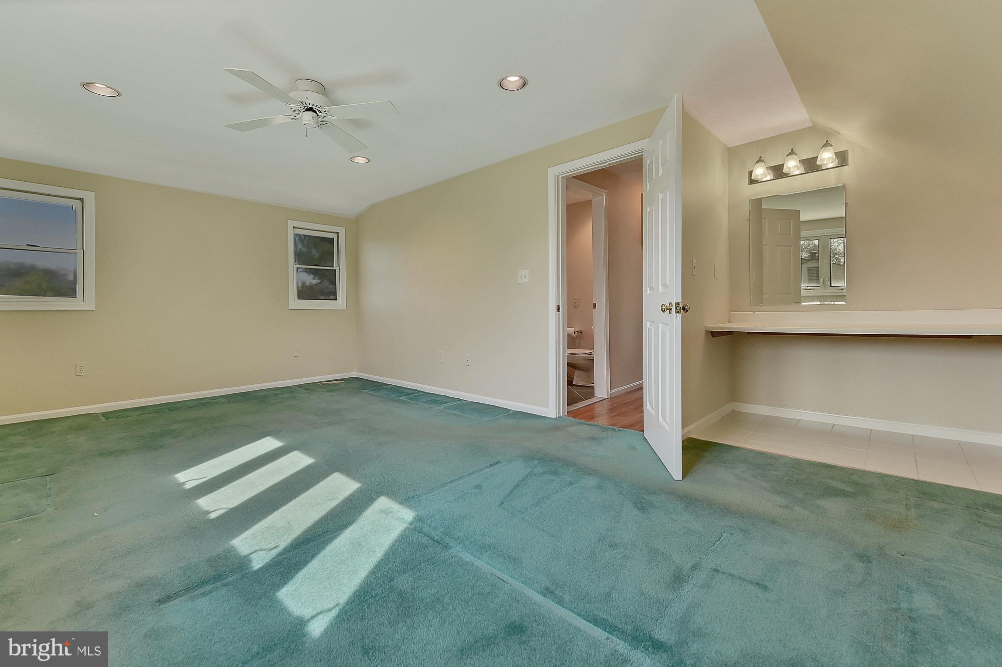 19052 Staleybridge Road Germantown, MD 20876 - Photo 37 of 49 with built in vanity