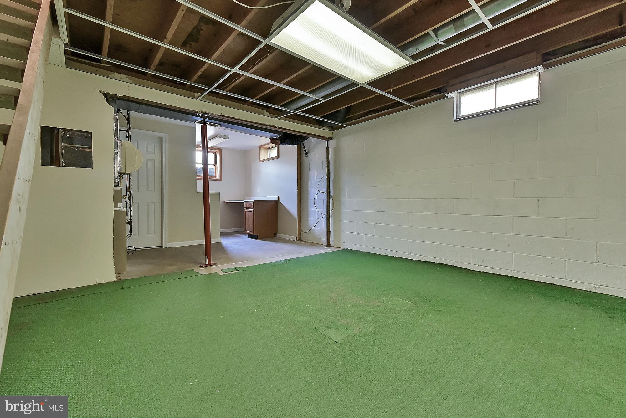 19052 Staleybridge Road Germantown, MD 20876 - Photo 38 of 49 Large, dry basement