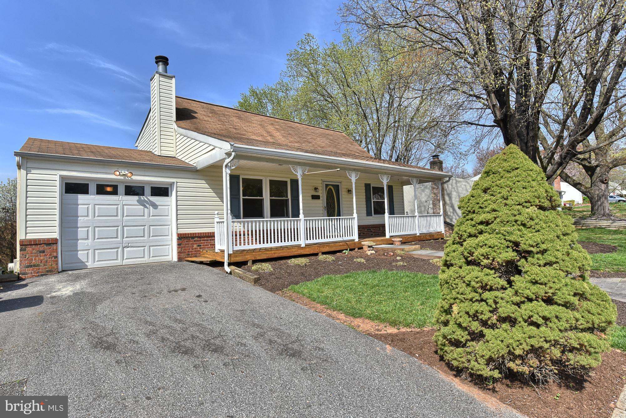 19052 Staleybridge Road Germantown, MD 20876 - Photo 5 of 49 One car garage and paved driveway