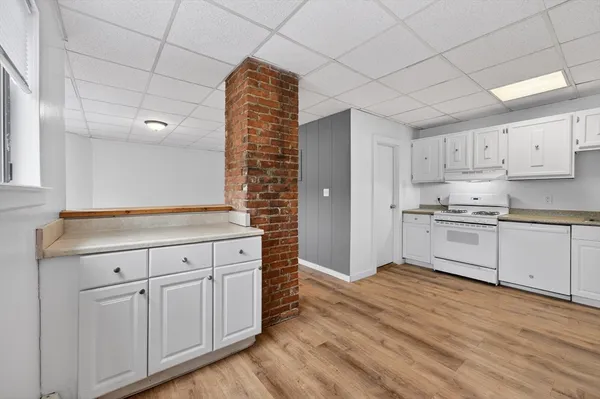 $3,000 | 42 Almont Street, Unit 3R, Medford, MA 02155