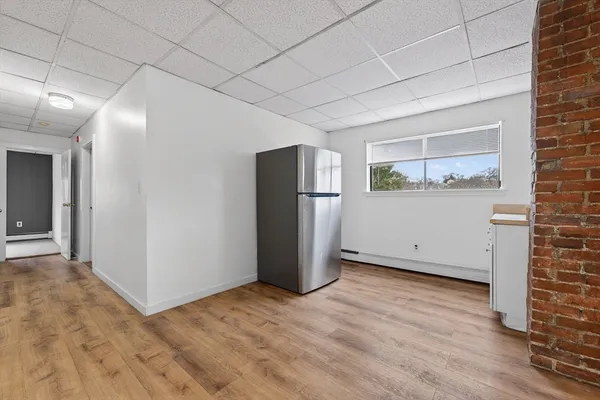 $3,000 | 42 Almont Street, Unit 3R, Medford, MA 02155