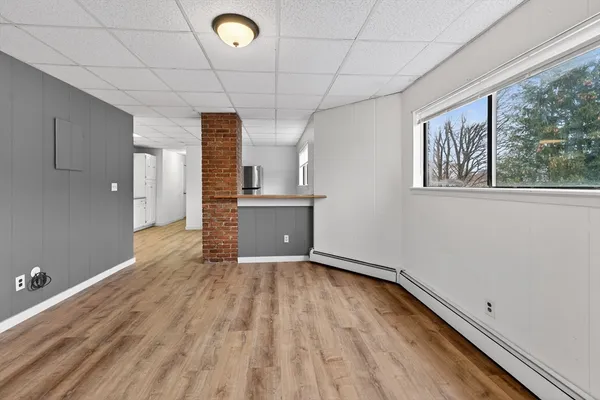 $3,000 | 42 Almont Street, Unit 3R, Medford, MA 02155