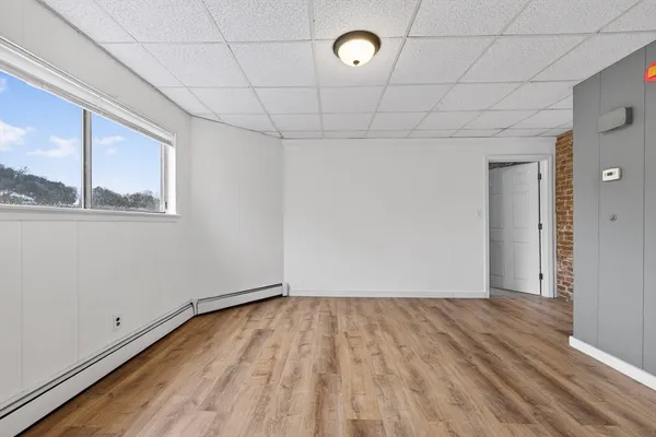 $3,000 | 42 Almont Street, Unit 3R, Medford, MA 02155